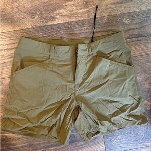 Women’s Patagonia olive green shorts size 2